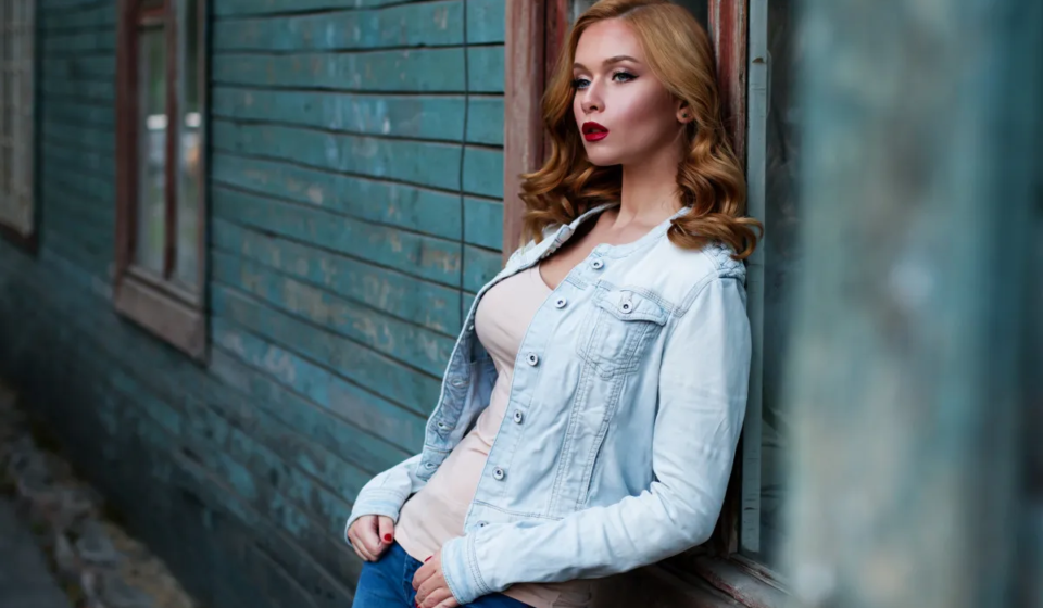 girl_red_hair_makeup_wooden_wall_loft_russian_model_beauty-1177669